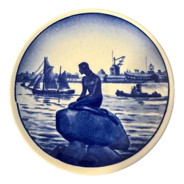 Late 20th Century Royal Copenhagen Langelinie Plate For Sale