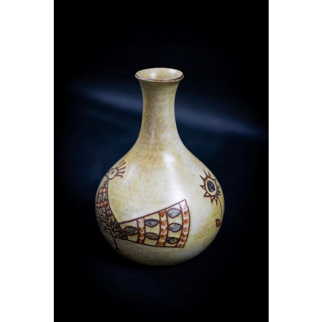 1950s Mid-Century French Soliflore Vase in Glazed Ceramic with Incised Decoration of Stylized Birds by Olivier Pettit, France, 1950-1960 For Sale - Image 5 of 13