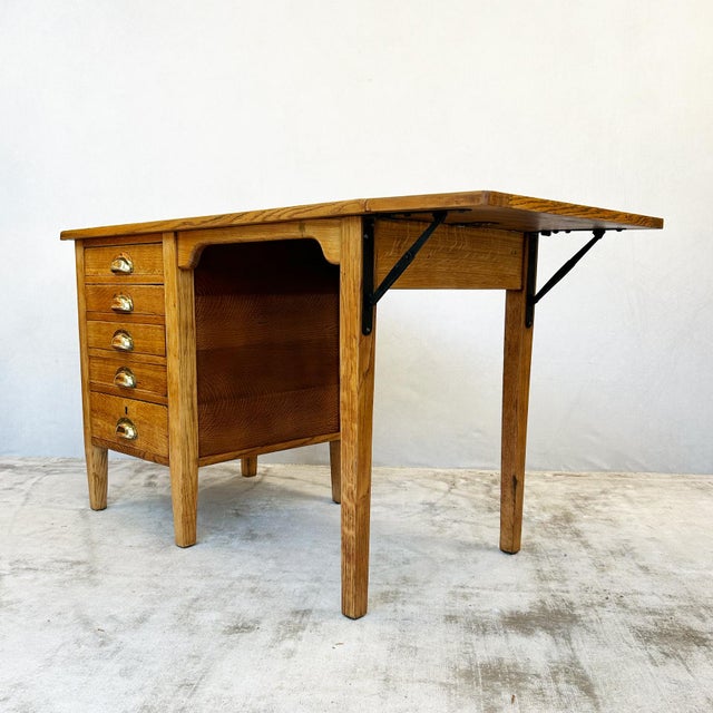 1930s George VI Oak Drop-Leaf Desk, 1930s For Sale - Image 5 of 16