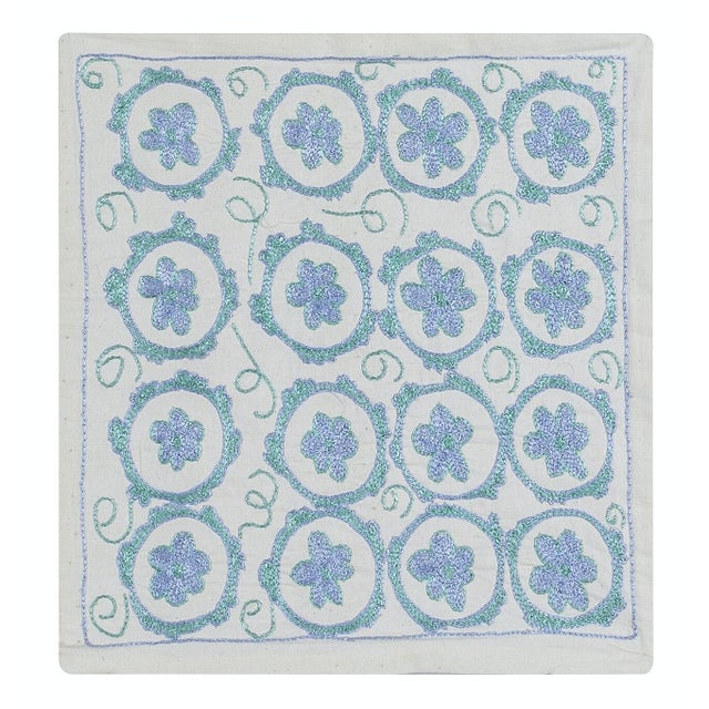 Daisy Patterned Lace Pillow Cover, Silk Hand Embroidered Cushion Cover. 17"x17" For Sale