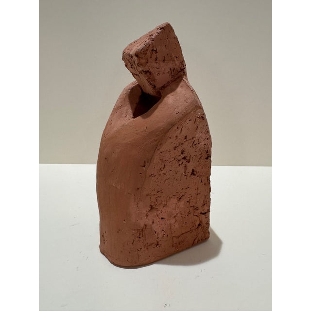 Abstract Mid 20th Century Larry Mohr Abstract Carved Terracotta Figural Sculpture Signed For Sale - Image 3 of 11
