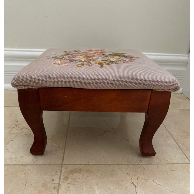 Shabby Chic Vintage 1940s Ralph Lauren Style Floral Needlepoint Footstool Ottoman With Cabriole Legs For Sale - Image 3 of 7