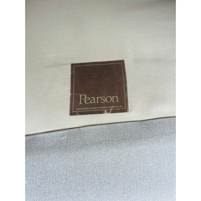 Vintage Pearson Club Chair – English Roll Arm Lounge Chair, Ivory Upholstery, Tapered Wood Legs, High-End Designer Seating For Sale - Image 16 of 16