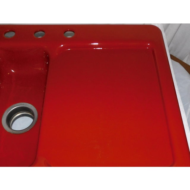 1980s 1983 Vintage Kohler Epicurean Sequoia (Red) 4-Hole Acid Resistant Porcelain & Cast Iron 2 Basin Drainboard Kitchen Sink For Sale - Image 5 of 16