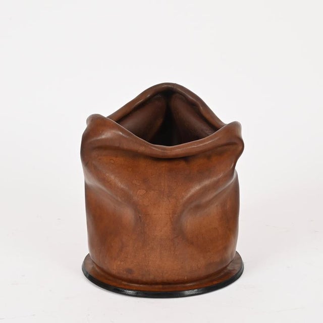 Mid-Century Modern Italian Leather Decorative Wastepaper Basket from Nova Tecno, 1950s For Sale - Image 6 of 13