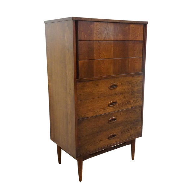 Mid-Century Modern Dixie Furniture Solid Walnut MCM Mid Century Modern 30" Chest of Drawers 6809 For Sale - Image 3 of 12
