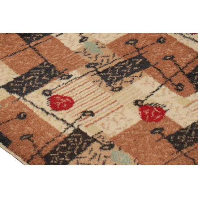 Vintage Zeki Müren Rug in Beige-Brown With Geometric Patterns, From Rug & Kilim For Sale In New York - Image 6 of 8