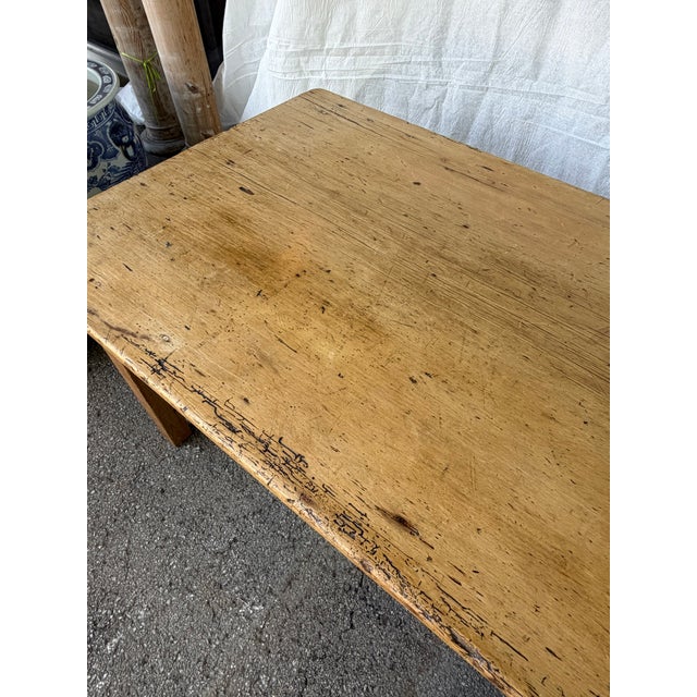 19th Century Pine Coffee Table For Sale - Image 4 of 13