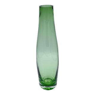 Villeroy & Boch Green Optic Ribbed Tapered Fluted Glass Bud Vase For Sale
