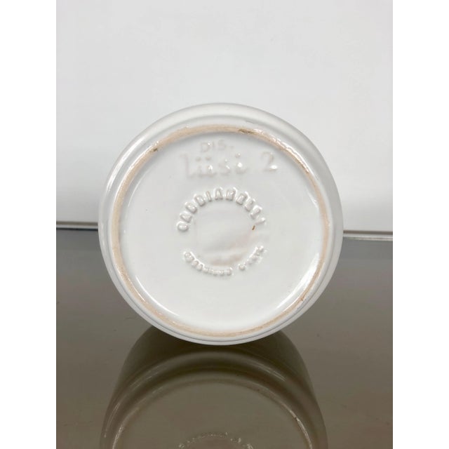 1970s White Ceramic Ashtray Liisi by Liisi Beckmann for Gabbianelli, Italy, 1970s For Sale - Image 5 of 10