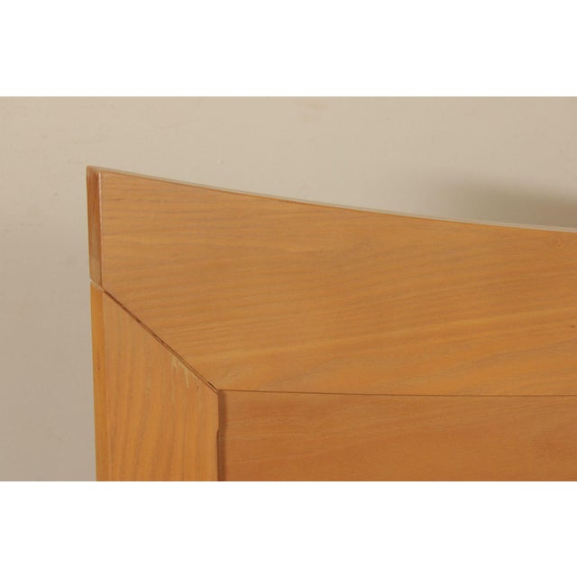 Ethan Allen Horizon Collection Queen Size Bed For Sale - Image 9 of 17