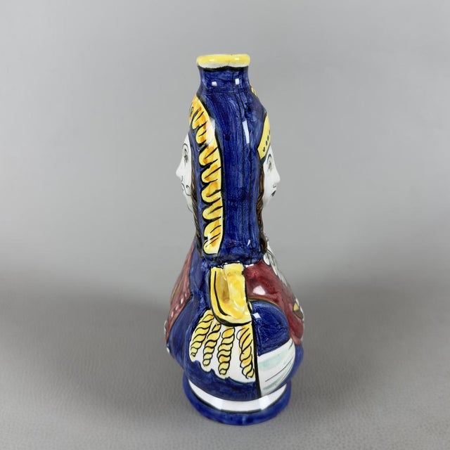 A refined and rare collector's piece, perfect for enhancing display cases, bookcases, or furnishings with a touch of flair...