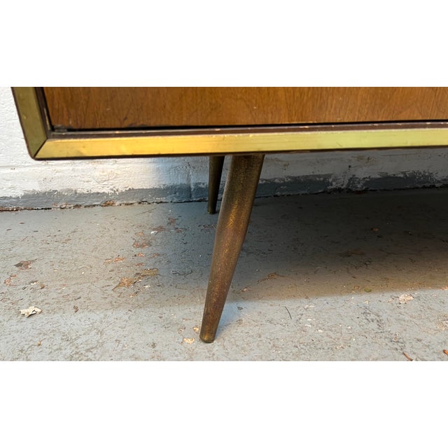 Mid-Century Modern Walnut and Brass Six Drawer Dresser For Sale - Image 17 of 18