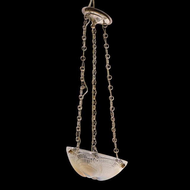 French Early 20th Century René Lalique French Coquilles Chandelier Plafonnier For Sale - Image 3 of 5