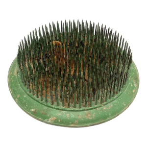 1950s Floral Holder Frog Large Spiked Vogue No 6 Green Metal.