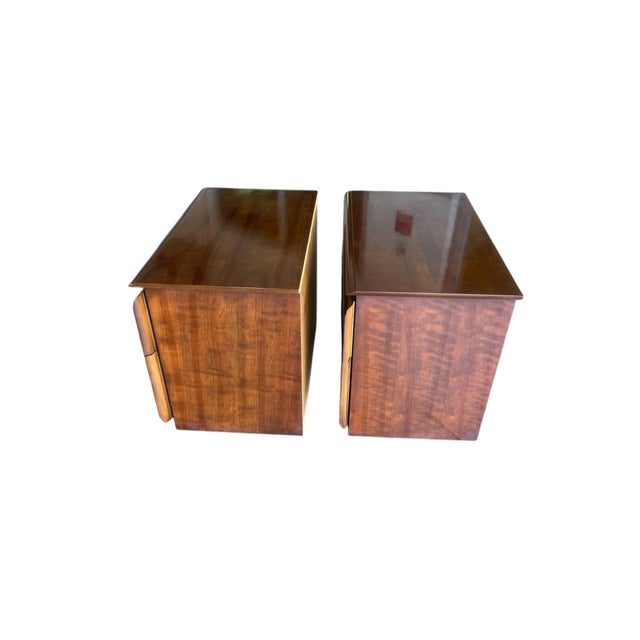 Vintage Lane Altavista Two Drawer Nightstands, Mid Century Modern, a Pair For Sale In Naples, FL - Image 6 of 16