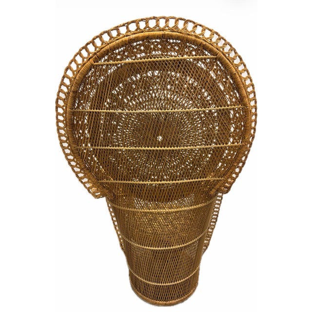 Hollywood Regency 1960s Vintage Italian Grand Wicker Peacock Chair For Sale - Image 4 of 10