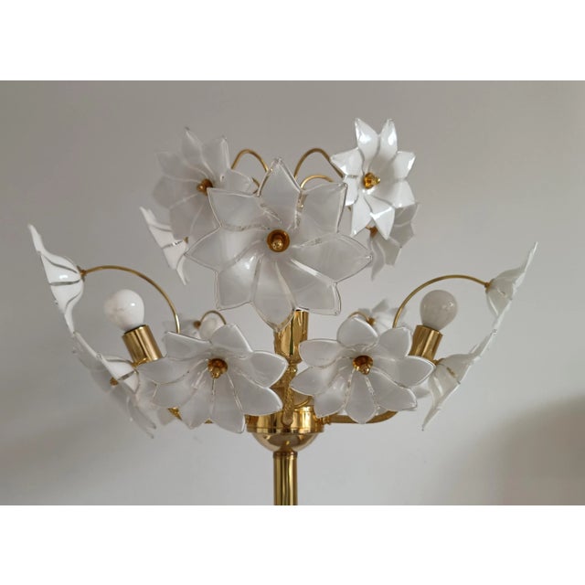 Large Murano Flower Floor Lamp, Italy, 1970s For Sale - Image 4 of 13