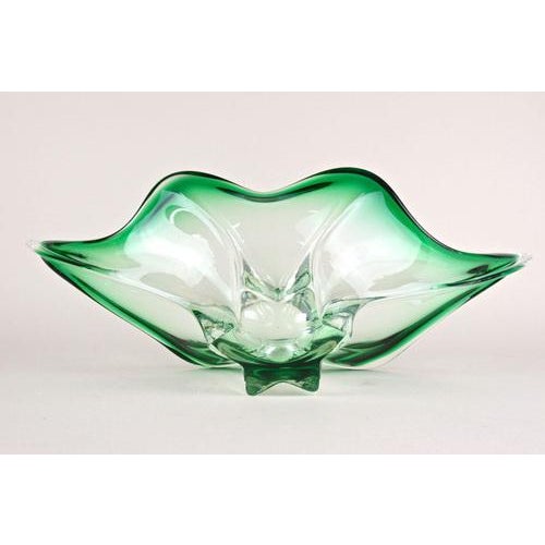 Mid-Century Modern Murano Glass Bowl in Green & Clear Tones, Italy, 1960s For Sale - Image 13 of 17