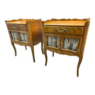 1970s Vintage French Provencial Granmillenial Style Nightstands - a Pair For Sale