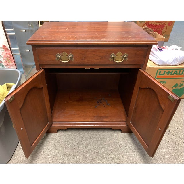 Henkel Harris traditional small chest or cabinet with top drawer that is nicely sized for a night stand or end table....
