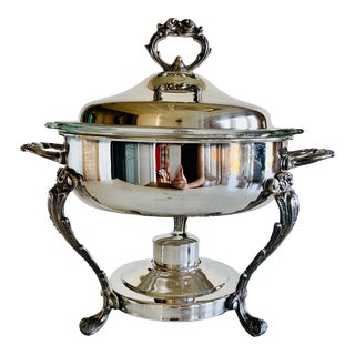 1970s Lidded Silver-Plated Chafing Dish With Glass Insert For Sale