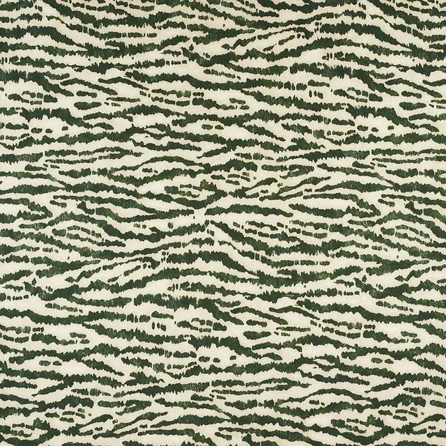 Sample - Schumacher Animaux Fabric in Jungle For Sale