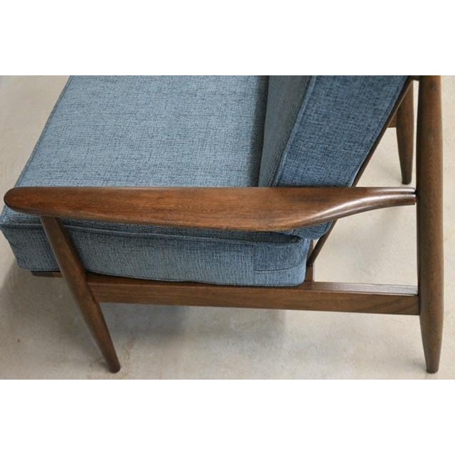 Baumritter Mid Century Modern Blue Sofa by Baumritter For Sale - Image 4 of 12