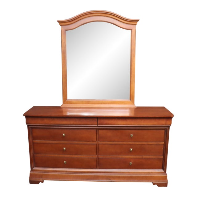 Thomasville Impressions Louis Philippe Style Cherry Dresser With Mirror For Sale