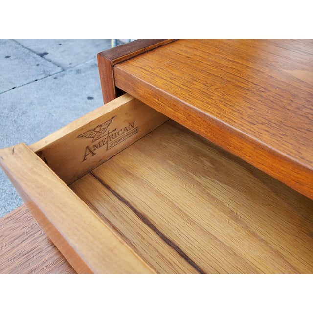 1960s American of Martinsville Side Table For Sale - Image 9 of 13