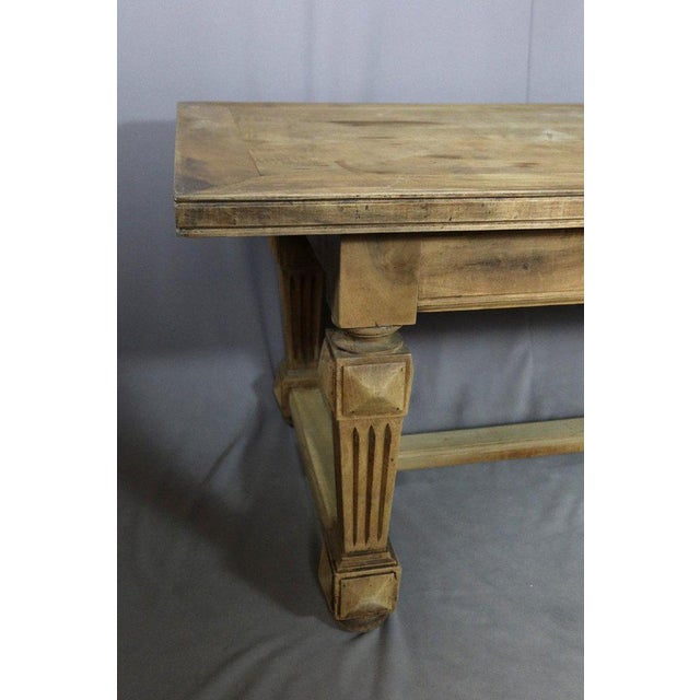 "Large walnut tray table" Large dining table in walnut, the four feet connected by a spacer. Dimensions: 2.50 m x 0.88 m...