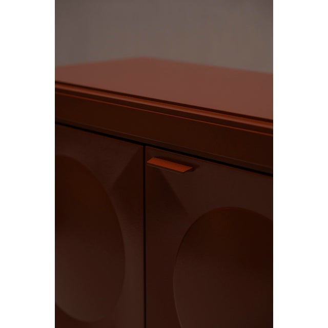 This striking Brutalist cabinet, crafted in the manner of De Coene and Defour, dates from the 1970s and reflects the...