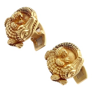 Rare Vintage Kieselstein Cord Yellow Gold Coiled Alligator Cufflinks 1980, A Pair For Sale