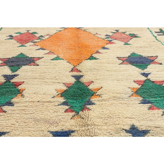 Late 20th Century Vintage Azilal Moroccan Rug, 05'02 X 08'09 For Sale - Image 5 of 10