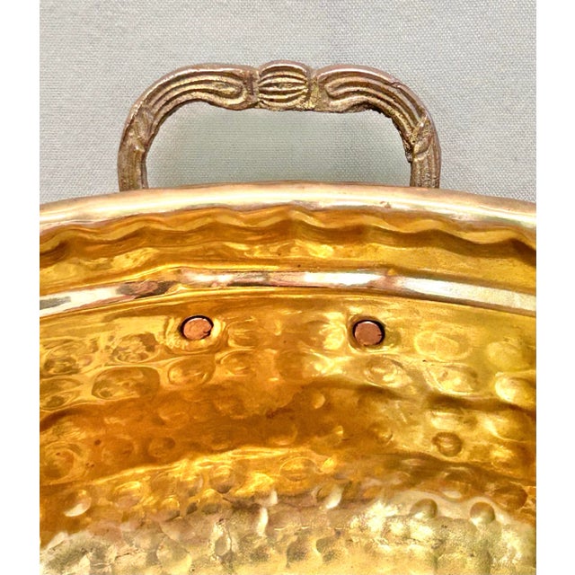 1970s Vintage Hammered Brass Oval Cachepot Planter With Handles & Claw Feet For Sale - Image 5 of 11