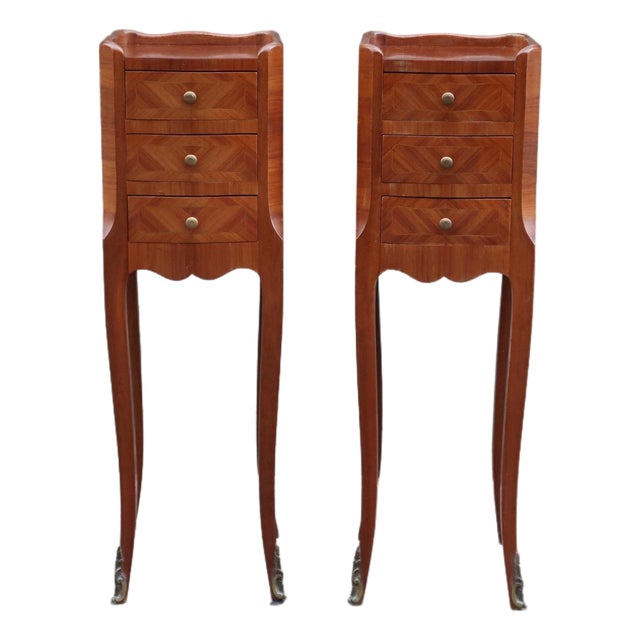 1930s Very Elegant Set of Two Narrow Rosewood French Louis XV Style Side Tables Nightstands. For Sale