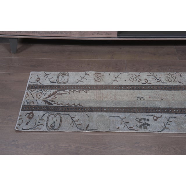 1970s 1970s Vintage Handwoven Turkish Runner - Neutral Cream & Brown Striped Rug For Sale - Image 5 of 9