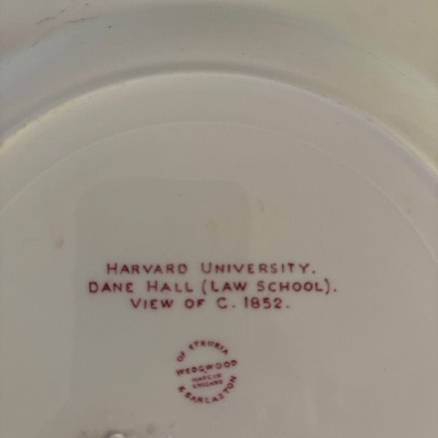 Wedgwood Vintage Wedgwood Harvard University Law School Decorative Plate For Sale - Image 4 of 4