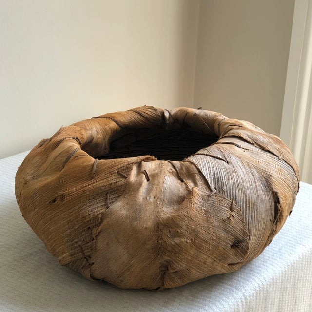 Rustic Mid-Century Palm Beach Regency Banana Leaf Basketry Bowl For Sale - Image 3 of 13