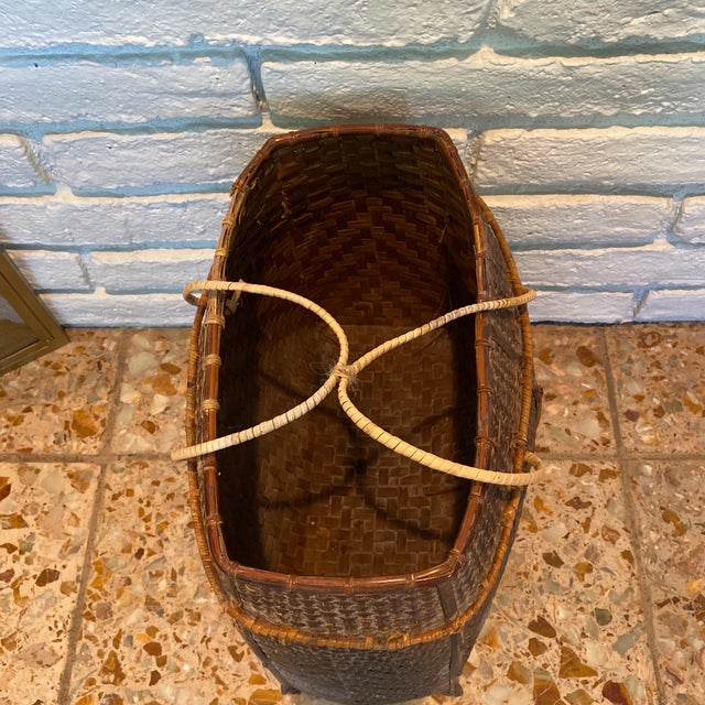 Mid 20th Century Antique Early 20th Century Woven Grain Basket From the Philippines For Sale - Image 5 of 10