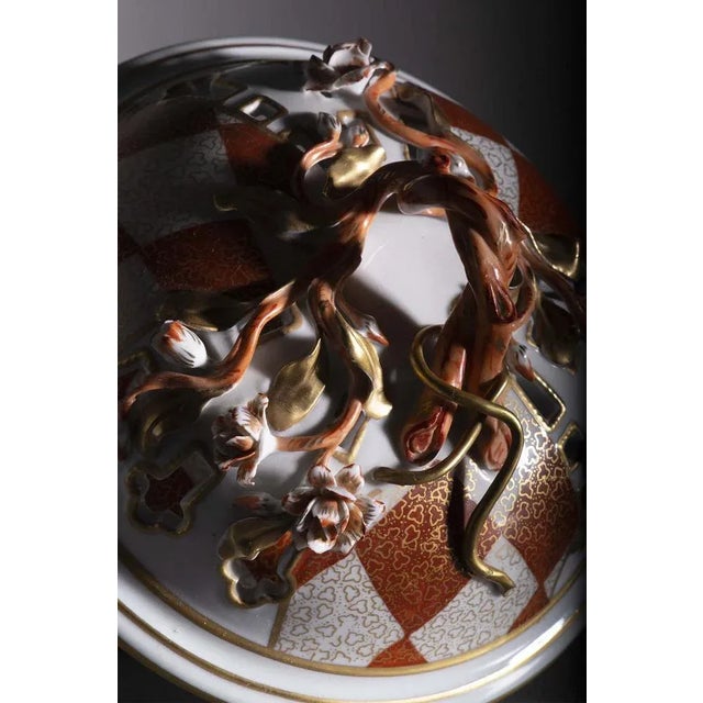 Hand-Painted Porcelain Biscuit Jar from Sèvres, 1900s For Sale - Image 3 of 10