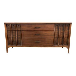 Gorgeous Pristine Mid-Century Modern Kent Coffey Dresser For Sale