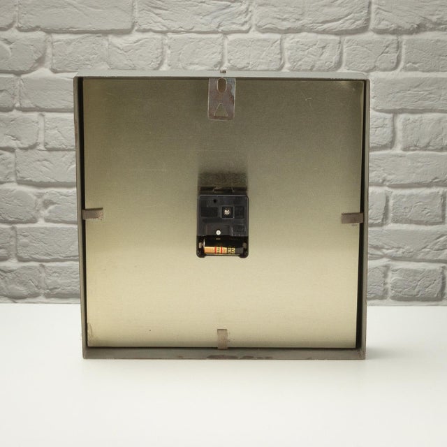 Square Pragotron Wall Clock from Pragotron, Czechoslovakia, 1950s For Sale - Image 6 of 7