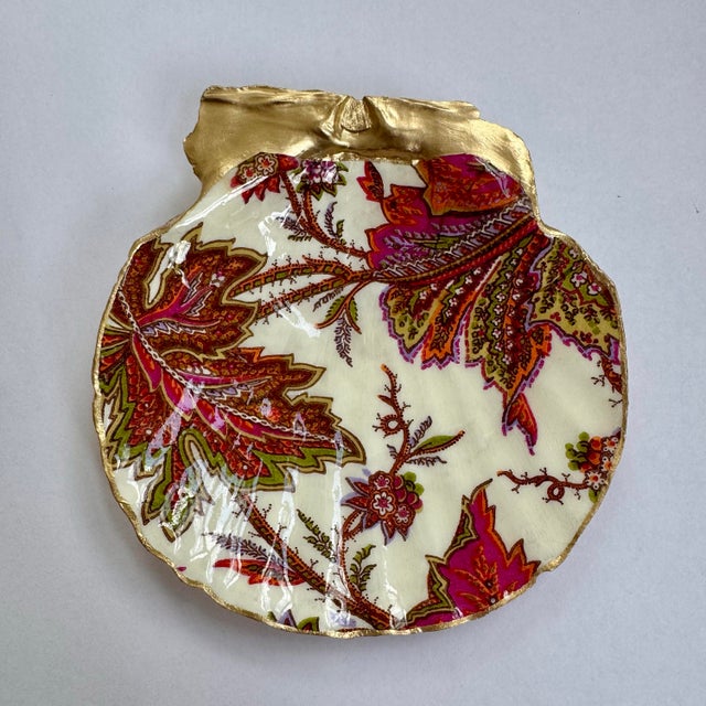 Handmade decoupage scallop shell dish featuring a dramatic Jacobean-style botanical print with sweeping magenta, burgundy,...