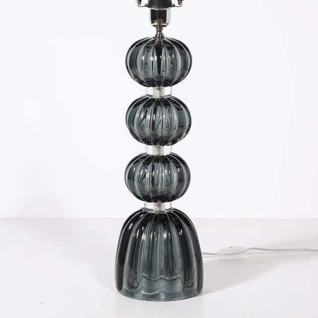 Pair of Modernist Hand-Blown Murano Glass Table Lamps in Smoked Graphite For Sale In New York - Image 6 of 14