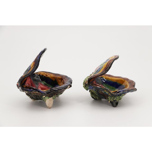 1920s Pair of Two Majolica Oyster Shell Salt Cellars With Mussel Shells Feet, Portuguese Palissy Ware, Earthenware For Sale - Image 4 of 17