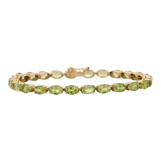 18k Yellow Gold 18.5ct Natural Oval Peridot Tennis Bracelet for Women For Sale