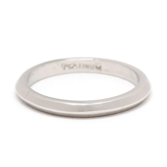 Knife Edge Band Ring, Platinum, Ring Size 5.25 For Sale - Image 4 of 6