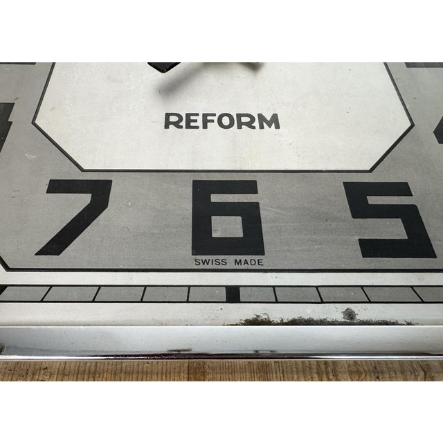Vintage Swiss Square Wall Clock from Reform, 1950s For Sale - Image 12 of 18