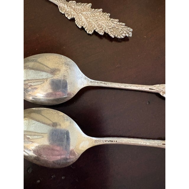 Victorian Set of 4 Antique Sterling Silver Grape Vine Teaspoons – Ornate Repoussé Grape & Leaf Handles – Hallmarked Sterling For Sale - Image 3 of 4